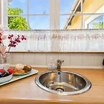Appartement Throtti - 50m From The Sea By Interhome *