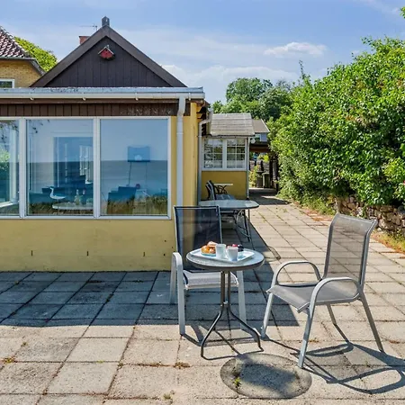 Throtti - 50m From The Sea By Interhome