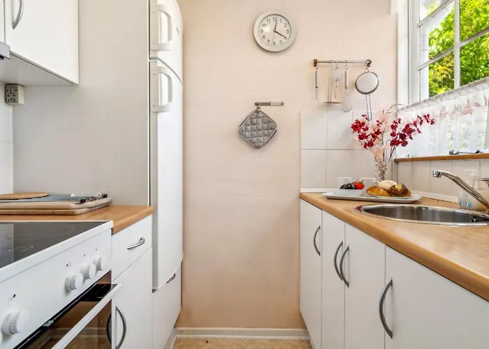 Throtti - 50m From The Sea By Interhome